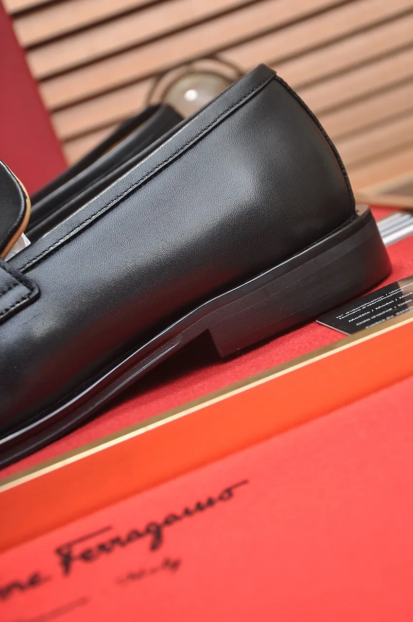 Men's shoes 💰620💶 [Ferragamo/Ferragamo] The latest model in the counter. Original imported open-sided high-quality cowhide hand-woven + imported 🐂 cowhide + original luxury metal buckle + original combination outsole. Comparative and stress-free 38--45 (45 custom-made)